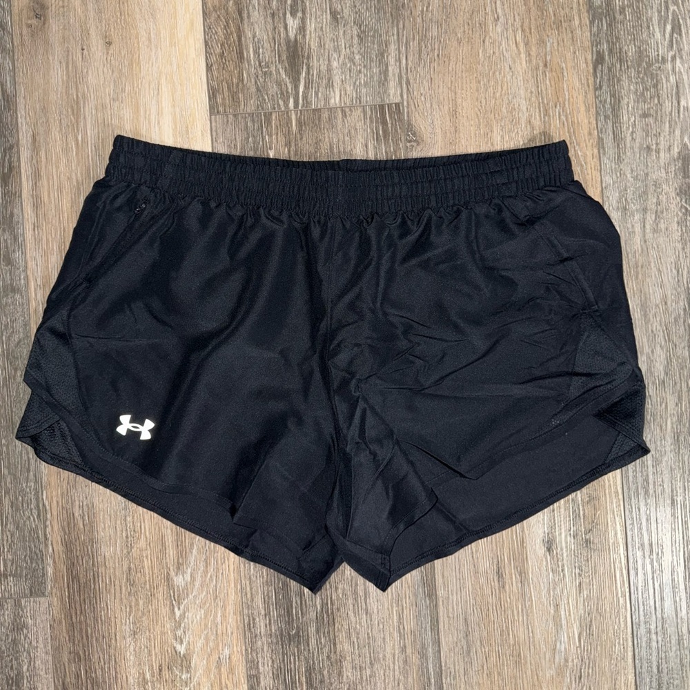 Under Armour Women's Black Performance Shorts - Picture 4 of 7